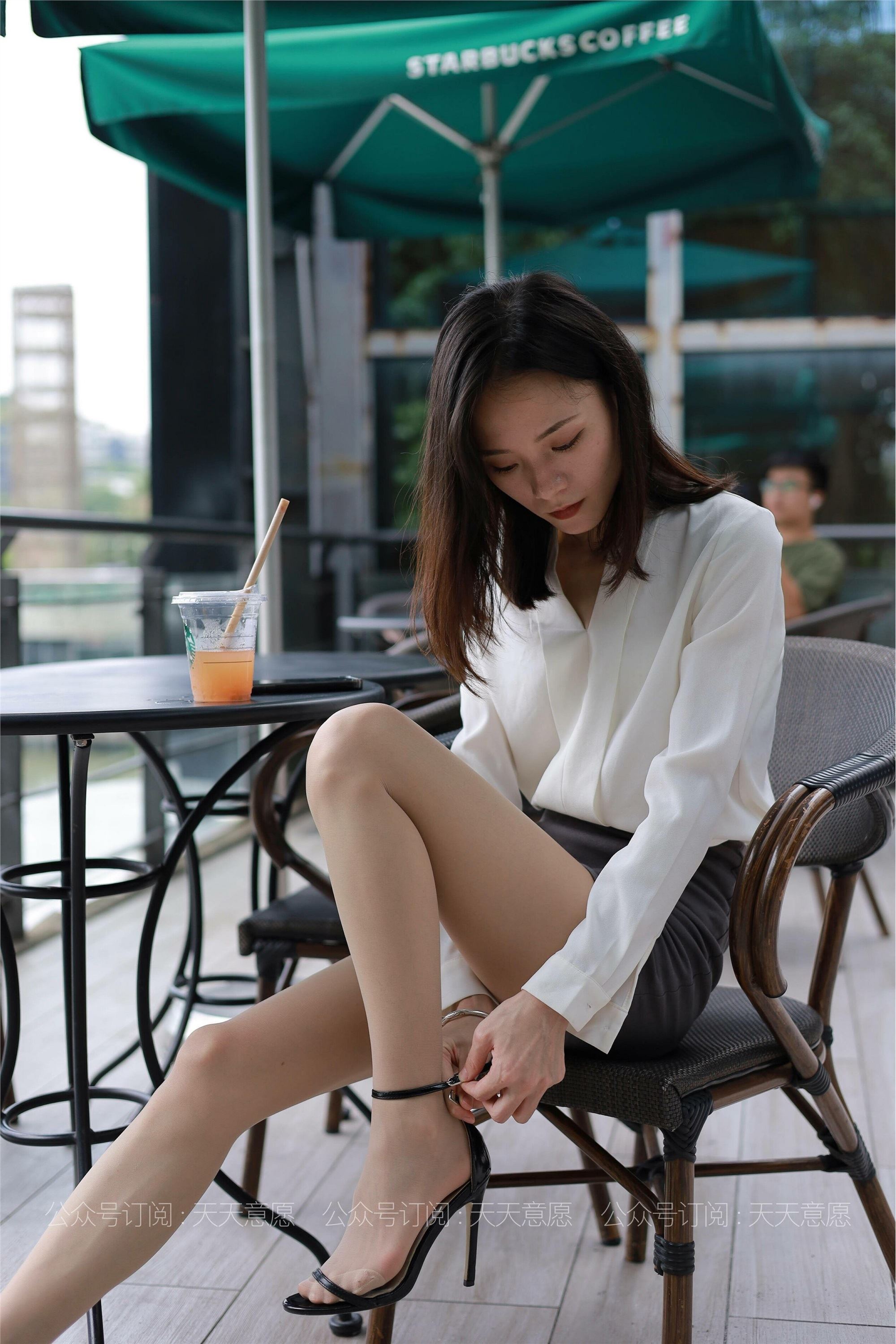 IESS异思趣向  2021.07.08 丝享家855：小六《白色OL装》